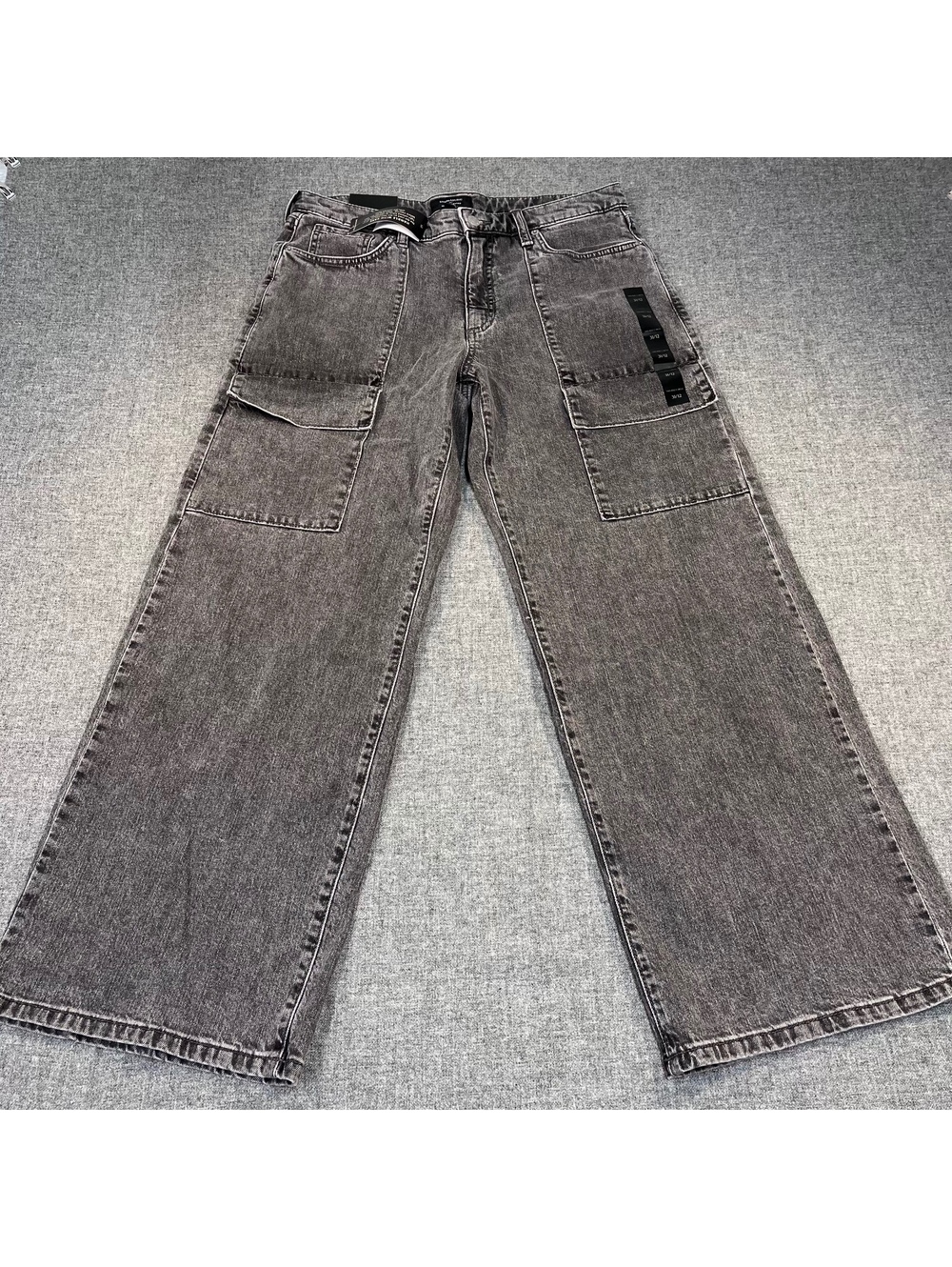 Banana Republic Mid-Rise Cargo, Wide Leg Medium Gray Wash, 31/12